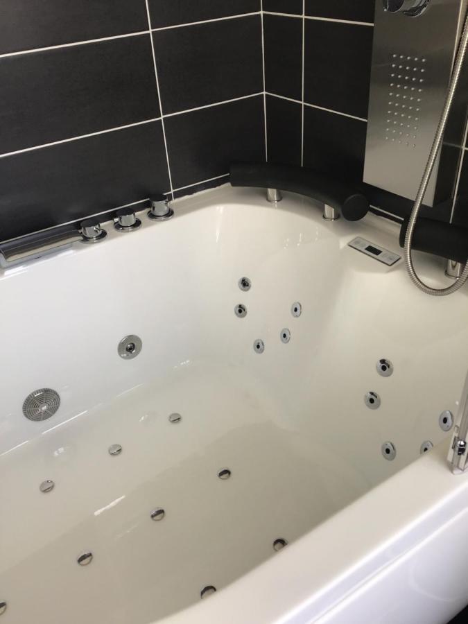 Les Appartements D'Au Coin Du Spa Булон сюр Мер Екстериор снимка