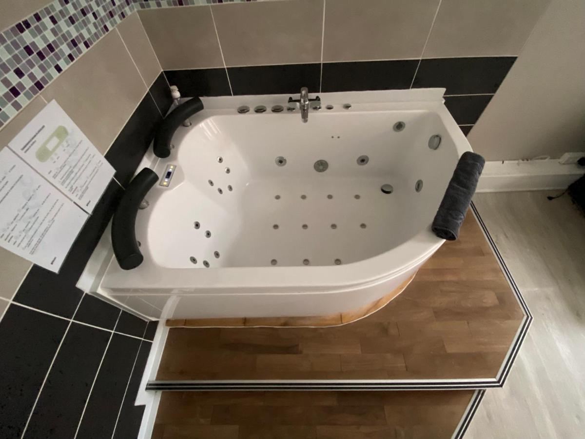 Les Appartements D'Au Coin Du Spa Булон сюр Мер Екстериор снимка